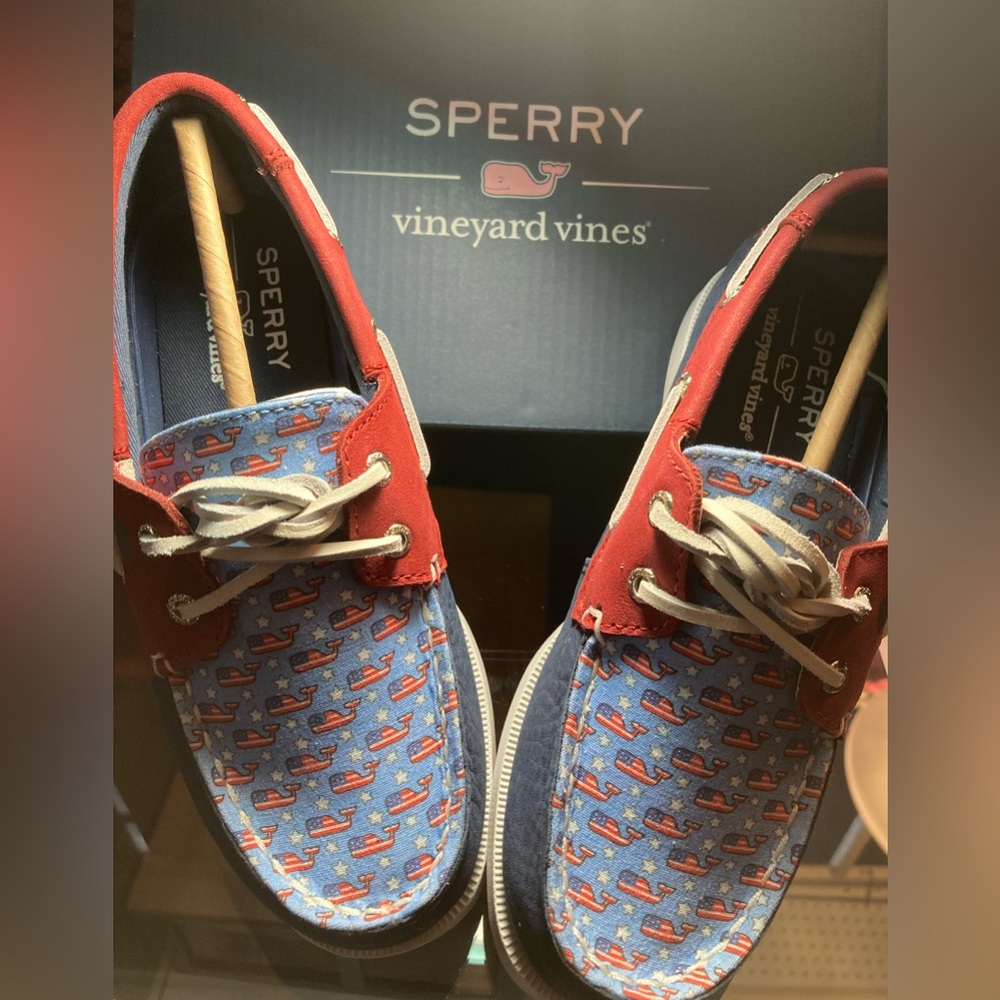 Genuinely leather kids shoes.Never used